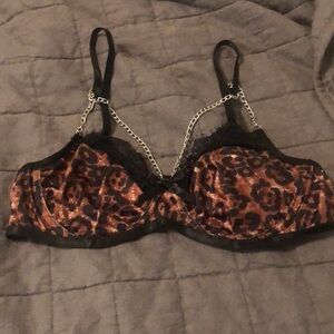 size L avid love bra